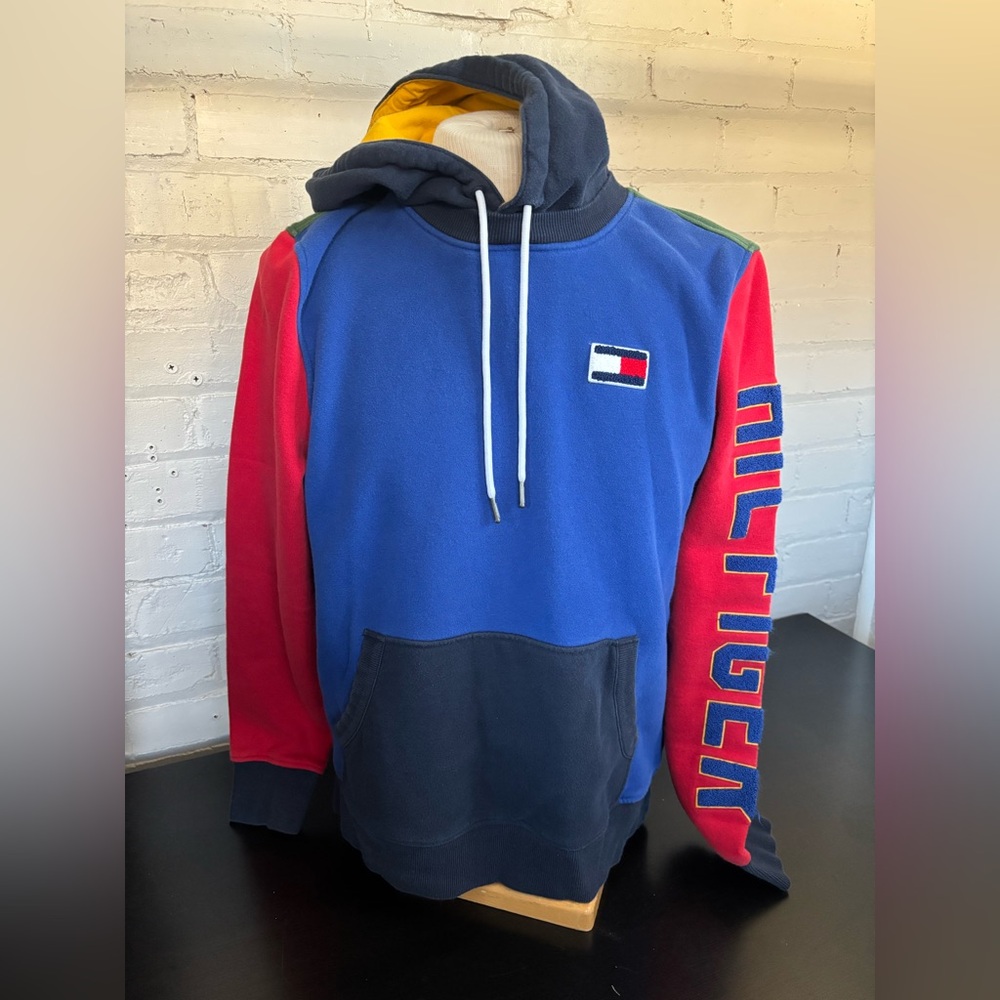 Vintage Tommy Hilfiger Blue, Red & Navy Colorblock Hooded Pullover